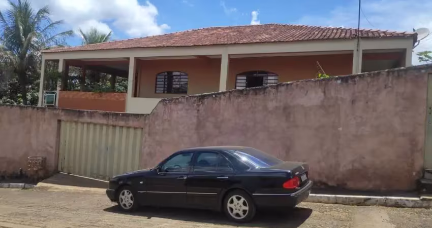 Casa com 4 quartos à venda no Sobradinho, Brasília 