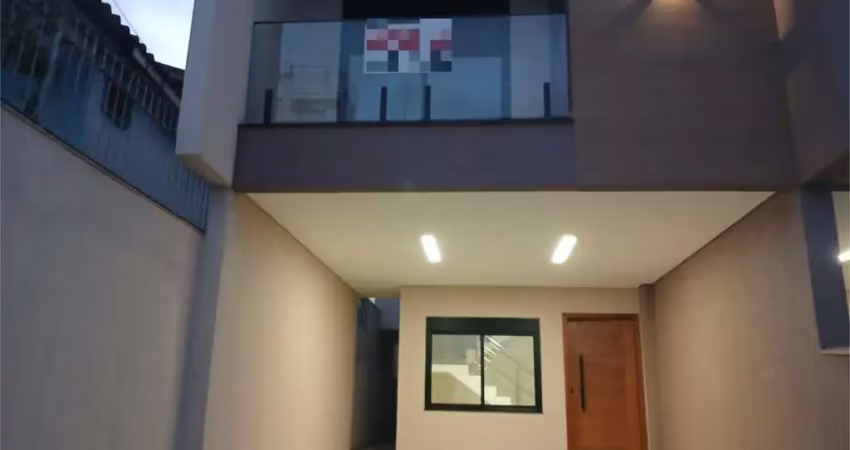 Bela casa de 3d com suíte no coração do bairro ipiranga