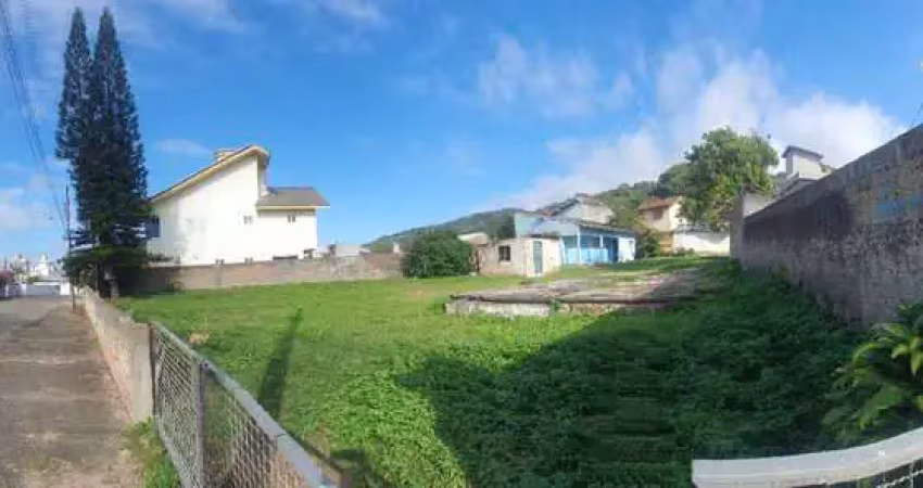 Terreno à venda no Mar Grosso, Laguna 
