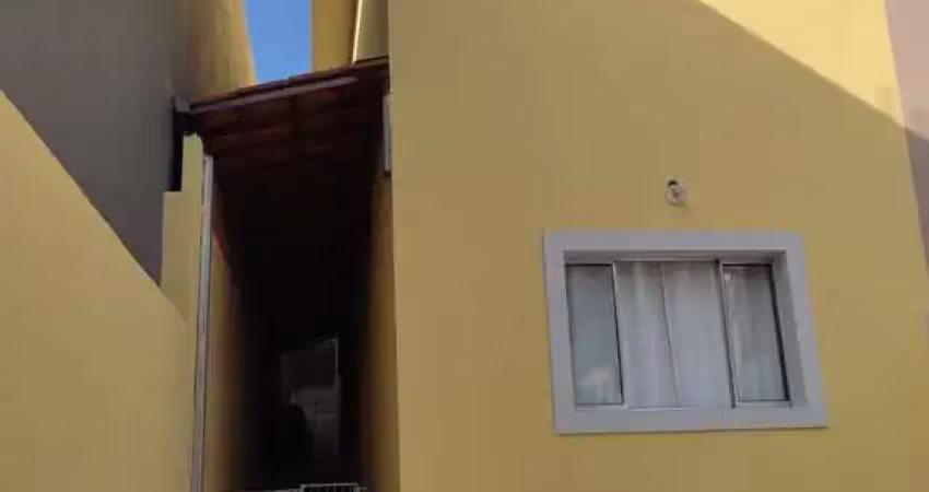 Casa para venda na vila silviânia em carapicuíba/sp 

️ imóvel germinado com 03 dormitórios amplos, sala grande, cozinha, área de serviço, 02 banheiros, 02 vagas de garagem e quintal grande aos fundos