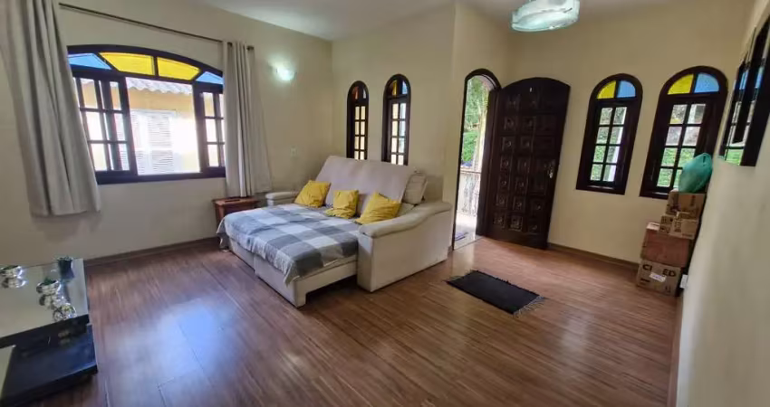 Casa com 3 quartos à venda no Mosela, Petrópolis 