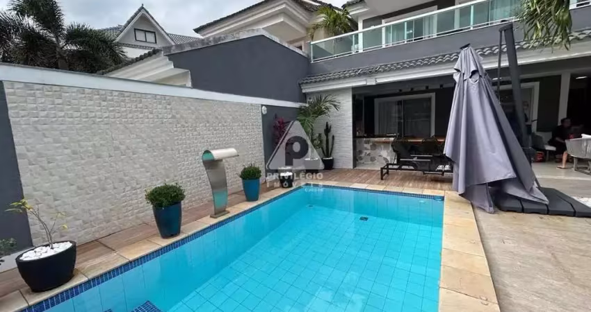 Casa à venda no Recreio dos Bandeirantes, Rio de Janeiro 