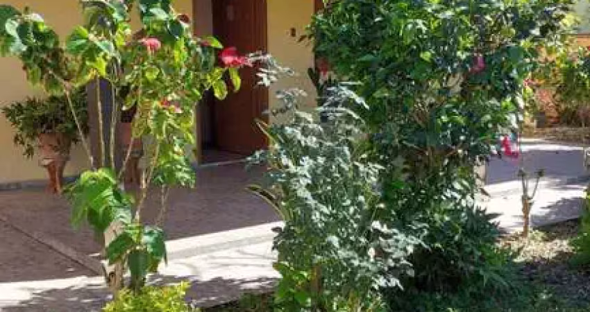 Casa com 4 quartos à venda no Centro, Penha 