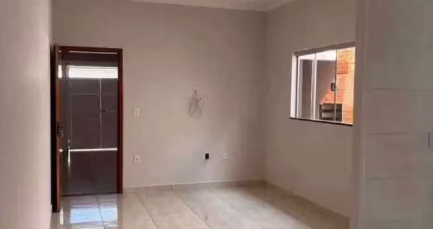 Se você procura uma casa aconchegante para chamar de lar, esta pode ser a opção perfeita para você! localizada no charmoso bairro de jardim adelina, em cotia, sp, esta casa possui 2 dormitórios, sendo