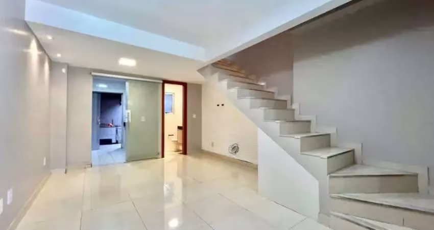 Venha conhecer essa incrível casa em são paulo, localizada no bairro vila gomes. com três dormitórios, sendo uma suíte, este imóvel é perfeito para sua família. com uma área total de 195,00 m², oferec