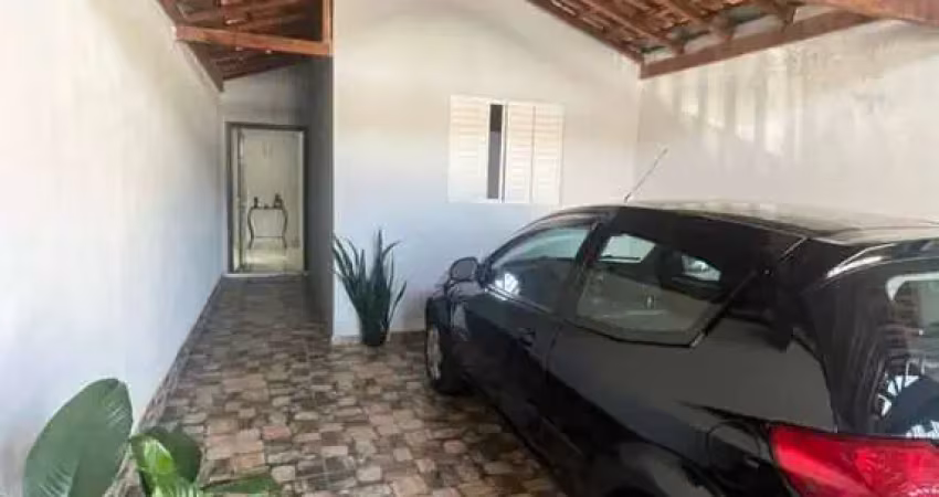 Casa a venda - localizado na rua abílio ferreira brandão, no jaçanã 

ótima oportunidade para sair do aluguel 

 2 dormitórios 
 1 banheiro
 1 vaga de garagem
 lavanderia