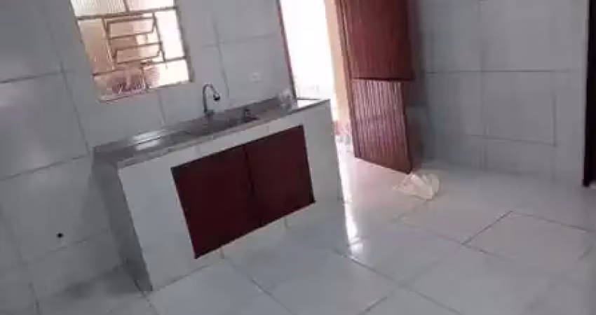 Casa a venda - localizado r. dr. suzano brandão - vila aricanduva, são paulo. 

ótima oportunidade para sair do aluguel 

 2 dormitórios 
 1 banheiro
 1 vaga de garagem
 lavanderia