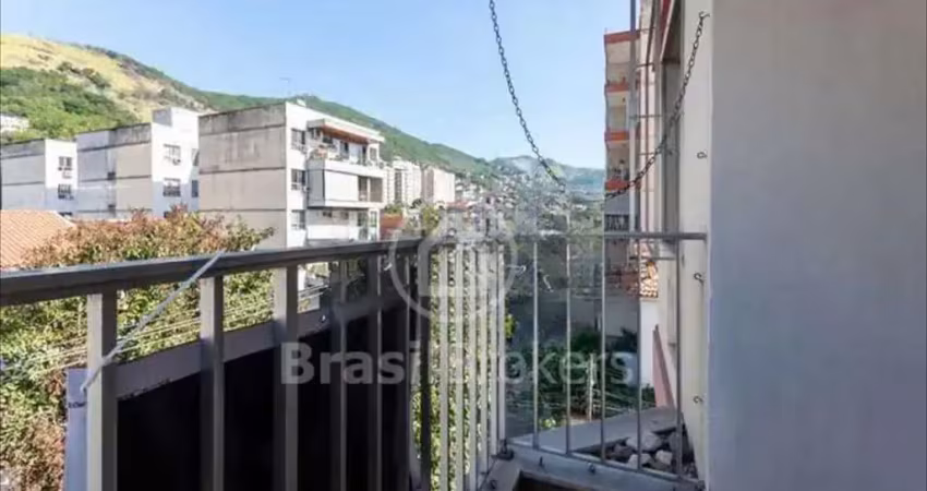 Excelente localização! 2 quartos, 3 banheiros, rua grão pará..aceitando financiamento!