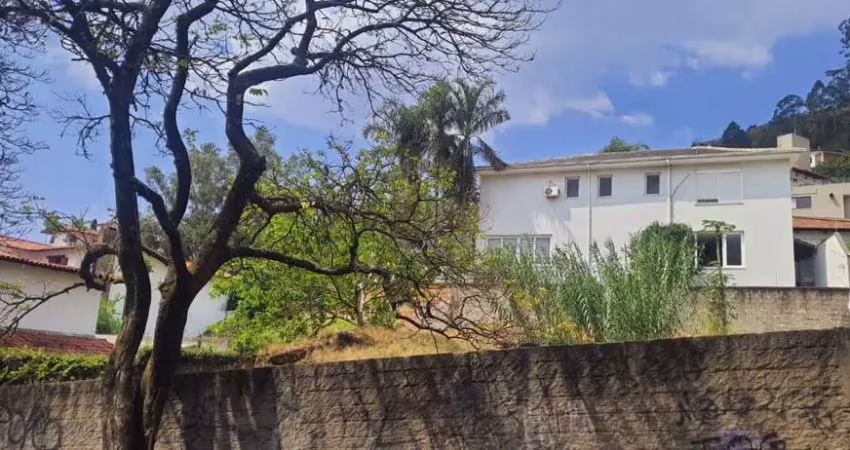 Lote de 545 metros na melhor localização do bairro mangabeiras. confira!