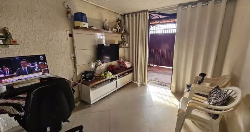 Casa à venda – jardim elisa maria – são paulo

 oportunidade imperdível!

 90 m²
️ 3 quartos
 1 banheiro
 1 vaga de garagem
 1 suíte

 espaços bem distribuídos
 localização estratégica no jardim elisa