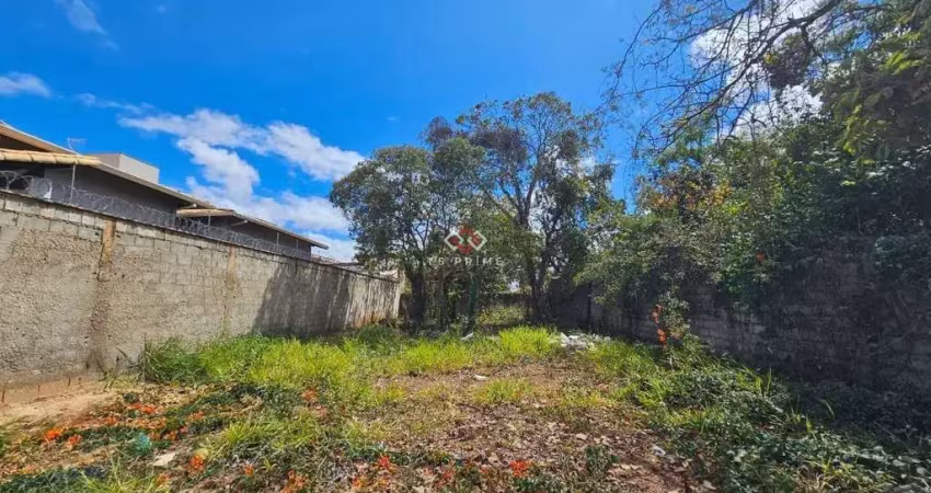 Terreno à venda na Lundcéia, Lagoa Santa 