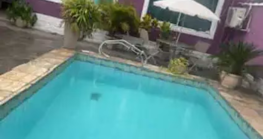 Casa com 4 quartos à venda em Bangu, Rio de Janeiro 