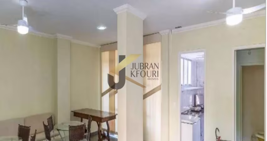 Apartamento à venda no Bosque, 3 dormitórios , vaga. Atualizado. Ampla sala, cozinha planejada, lavanderia e wc de empregada.Aquecimento.