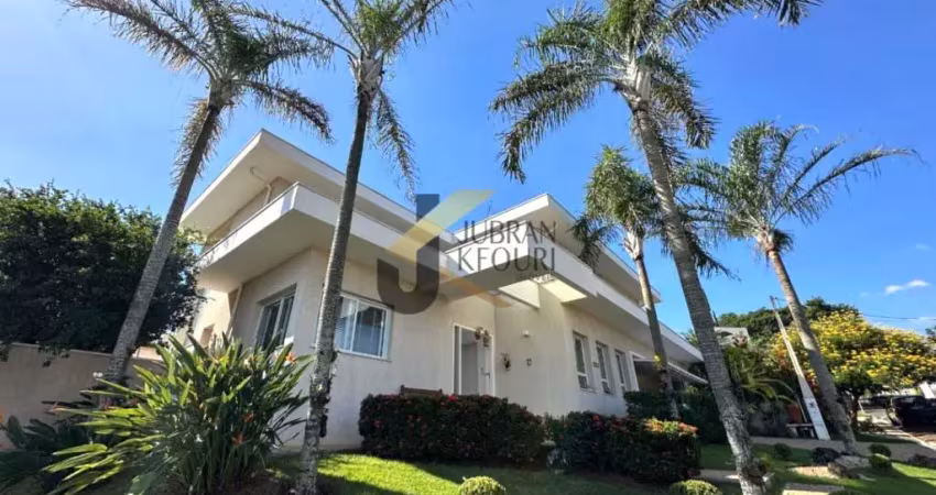 Casa à venda no condomínio estância paraíso com 4 suítes com closet (máster com hidro), lazer comum e 6 garagens 3 fechadas