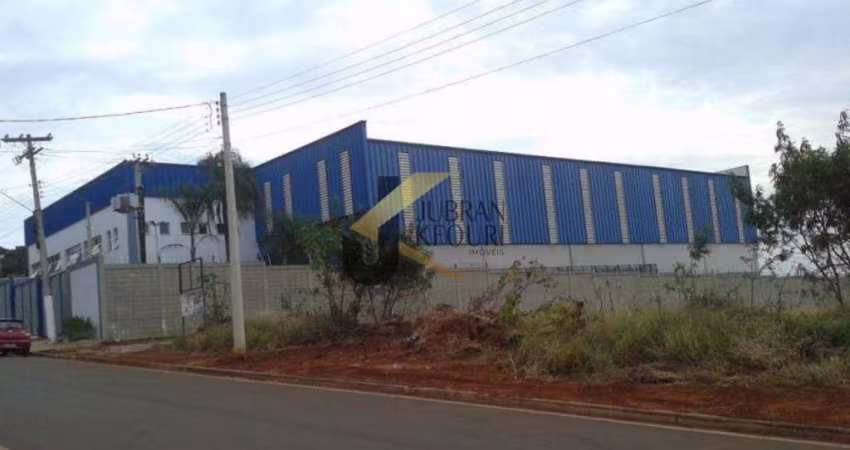 Terreno comercial à venda, em Betel, no distrito industrial de Paulínia. Ótima localização, plano, em rua com vários galpões, bairro desenvolvido.