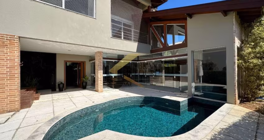 Casa `venda em condominio de Sousas essa incrível casa  estilo moderno com um ótimo lazer! Com 4 suítes, esta residência oferece todo o conforto e privacidade que você e sua família estão procurando.