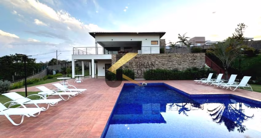 Terreno em condomínio à venda na região do Alphaville Campinas, com 594 m², pronto para receber a casa dos seus sonhos