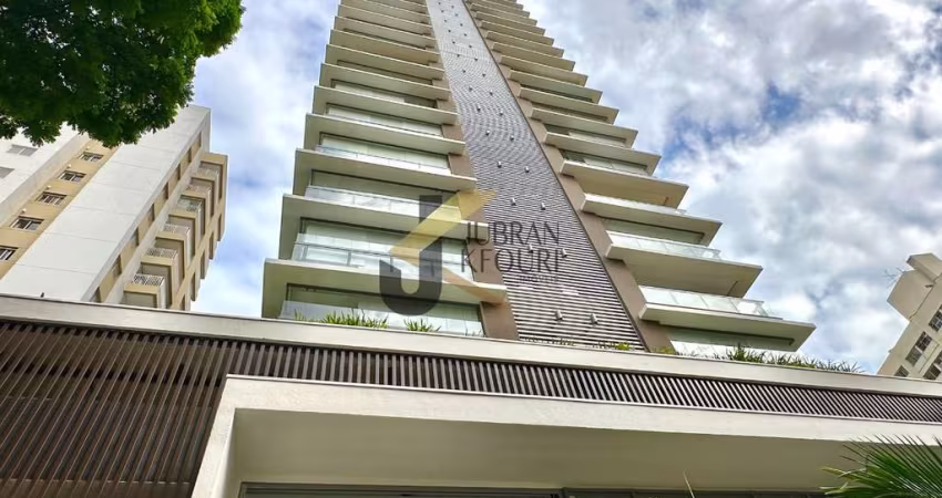Apartamento novo à venda no Cambuí - Campinas, com 3 suítes, lazer comum e 3 garagens com depósito privativo.