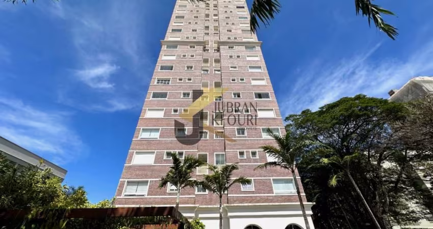 Apartamento à venda no Cambuí, sala de jantar e estar com pé direito duplo, lavabo, suíte com varanda
