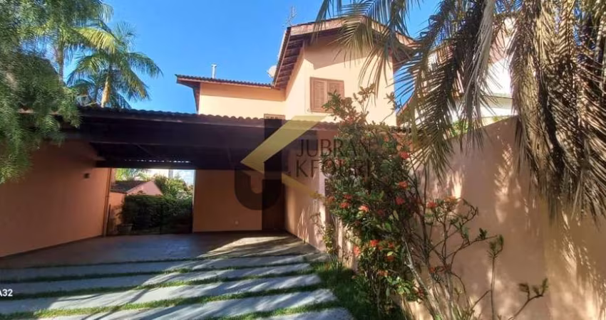 Casa em condomínio à venda com 3 +1 quarto sendo 1 suíte todos com armários