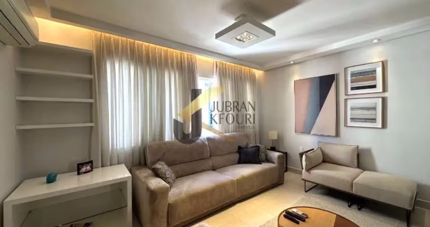Apartamento reformado, mobiliado, decorado e equipado à venda no Cambuí - Campinas, com 3 quartos (1 suíte) e garagem no subsolo.