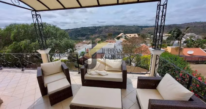 : casa à venda com 4 quartos todos suítes mais 1 quarto de hospede, em estilo neoclássico com vista para a montanha