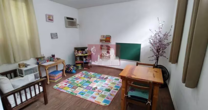 Casa com 3 quartos à venda na Rua Cônego Ladeira, 148, Vila Mazzei, São Paulo