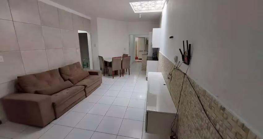 Casa com 3 quartos para alugar na Rua Cabul, Santa Regina, Camboriú