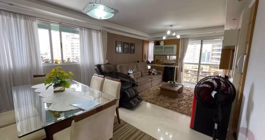 Apartamento com 4 quartos no bairro Campinas
