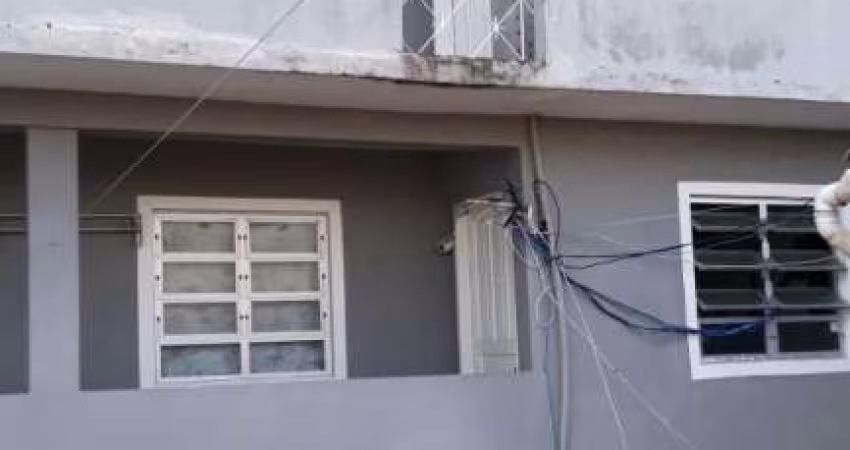 Apartamento de 1 dorm no bairro Barreiros