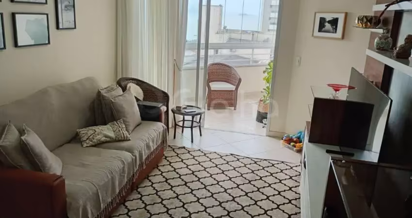 Apartamento de 120m² com 3 quartos sendo 1 suíte no bairro balneário