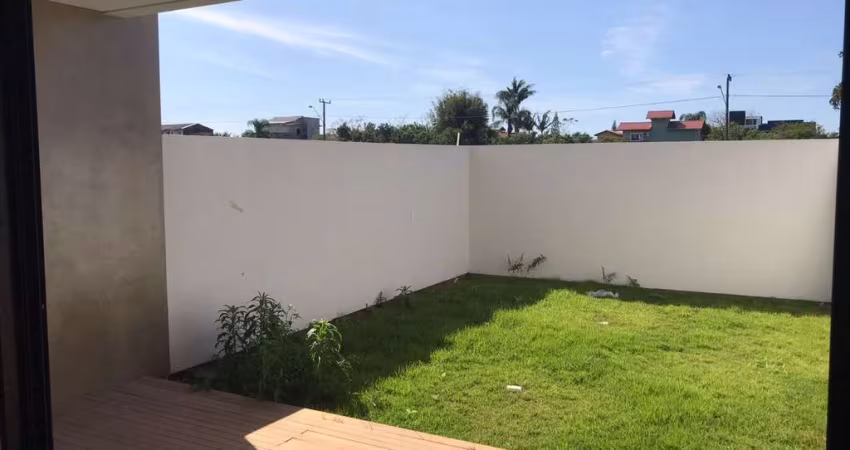 Casa Residencial de 150m², 3 dorm. no Campeche