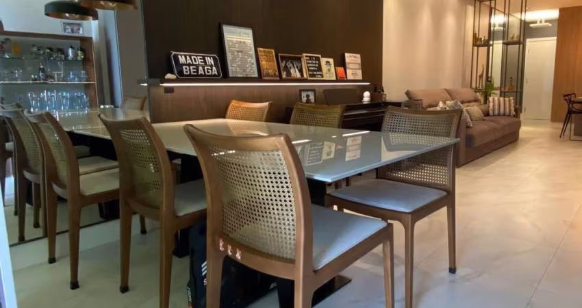 Apartamento de 127m² com 3 suítes na Agronômica