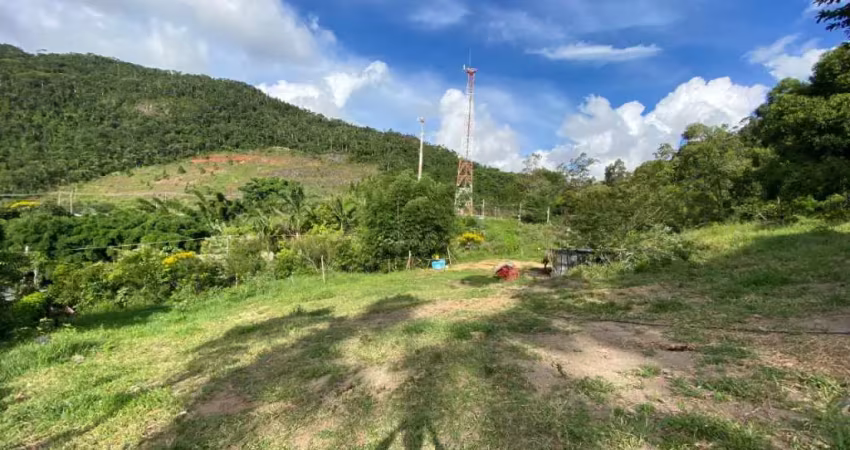 Terreno de 3600m² no bairro santo antônio de lisboa