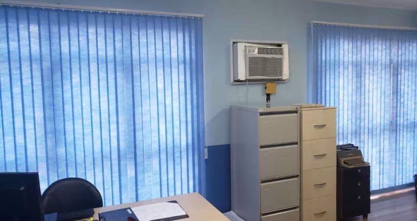 Sala Comercial de 24.67m² no bairro Kobrasol