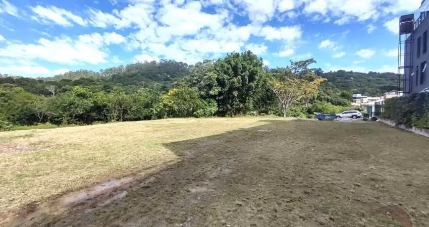 Terreno de 2200.91m² no bairro santo antônio de lisboa