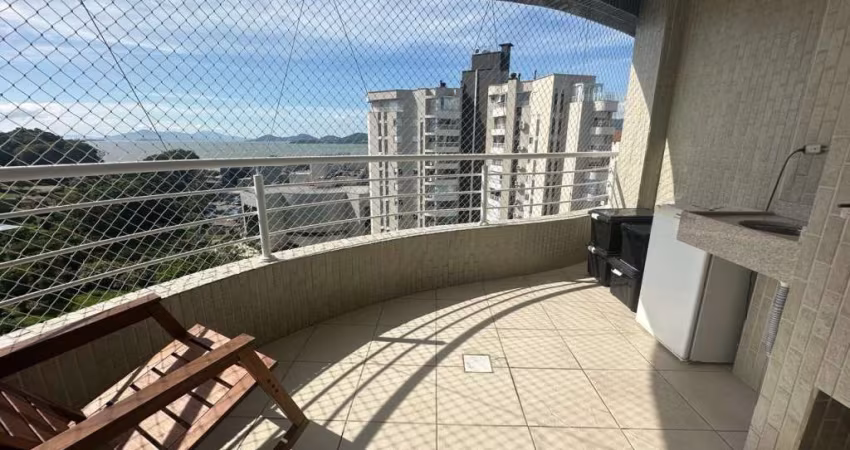 Apartamento de 3 dorms no bairro Agronômica