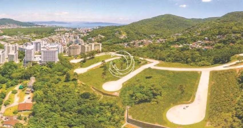Terreno de 533.59m² no bairro Itacorubi