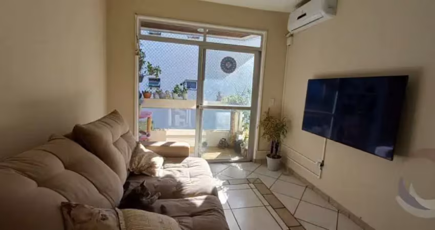 Apartamento de 2 dorms no bairro Trindade