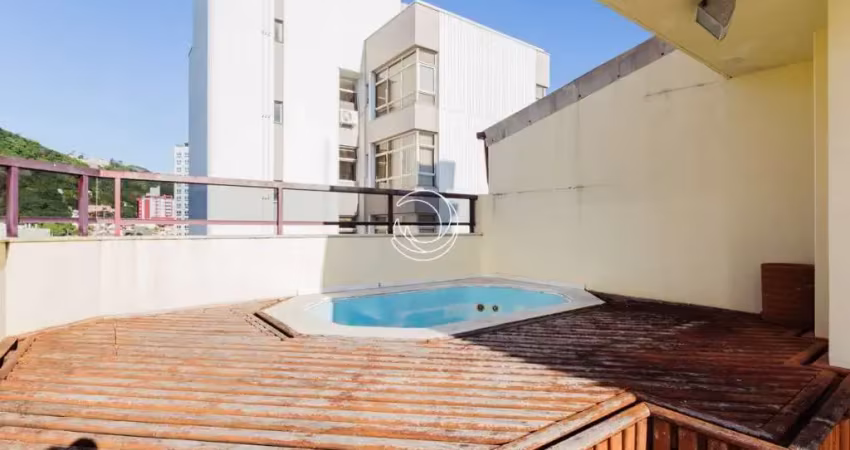 Cobertura de 4 dorms no bairro Centro
