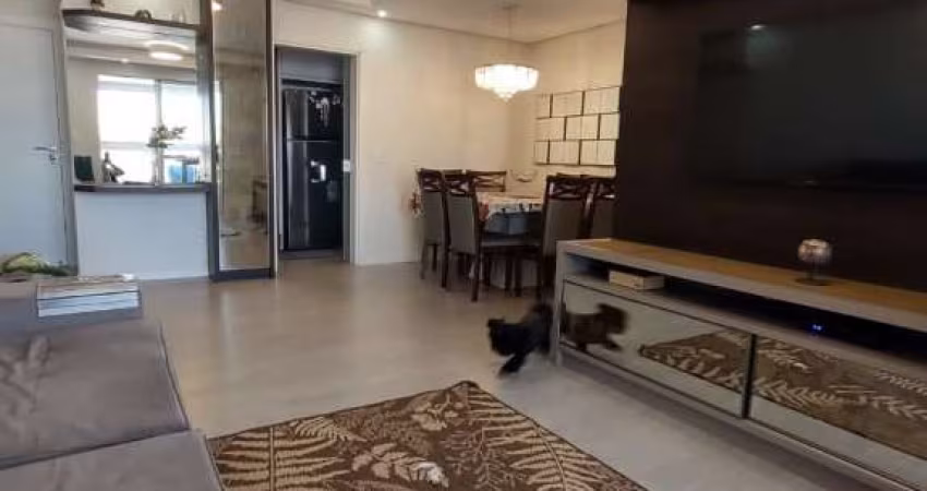Apartamento de 3 dorms no bairro Praia Comprida