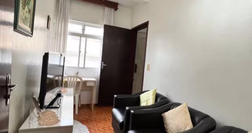 Casa Residencial de 4 dorms no bairro Estreito