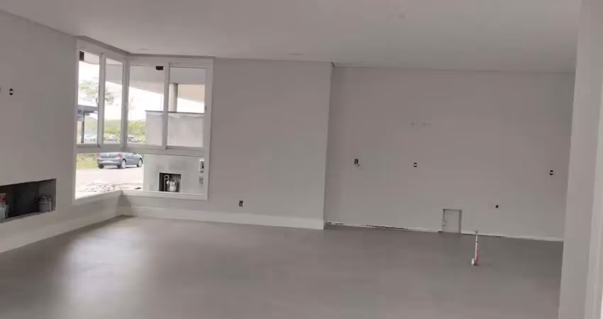 Casa alto padrão com 3 suítes no bairro Pedra Branca