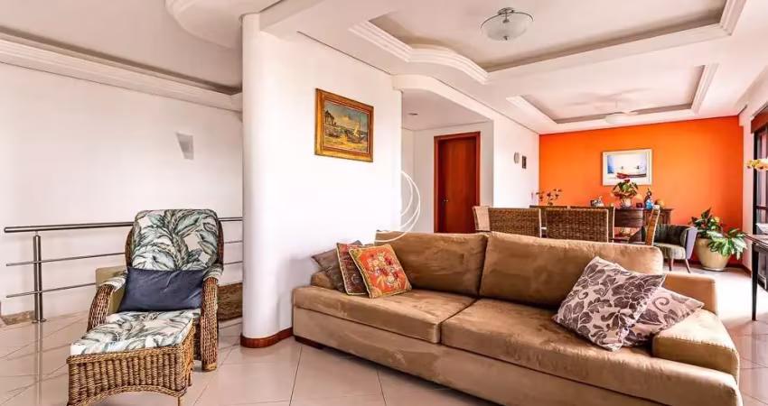 Cobertura de 3 dorms no bairro Balneário