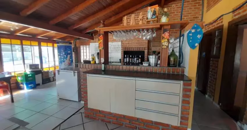 Loja de 495.98m² no bairro Pântano Do Sul