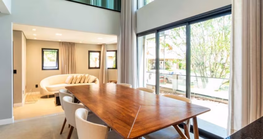Casa Residencial de 4 quartos sendo 1 suíte no bairro Santo Antônio De Lisboa
