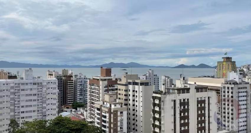 Duplex de 2 dorms no bairro Centro