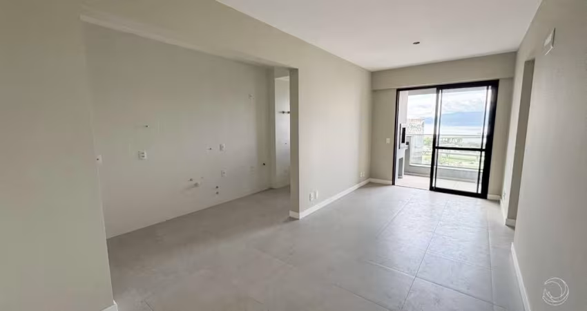 Apartamento de 2 dorms no bairro Centro