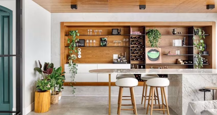 Apartamento com 4 quartos sendo 1 suíte e 207m² no Centro
