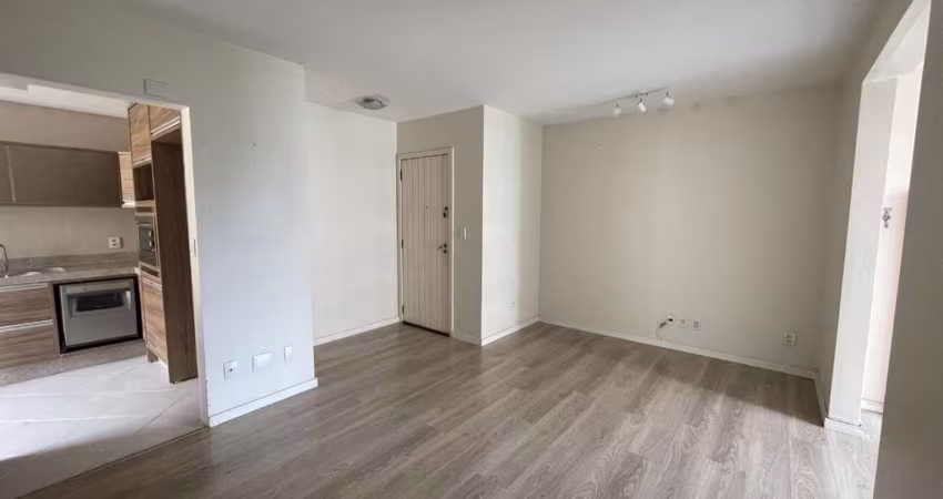 Apartamento de 3 dorms no bairro Itacorubi